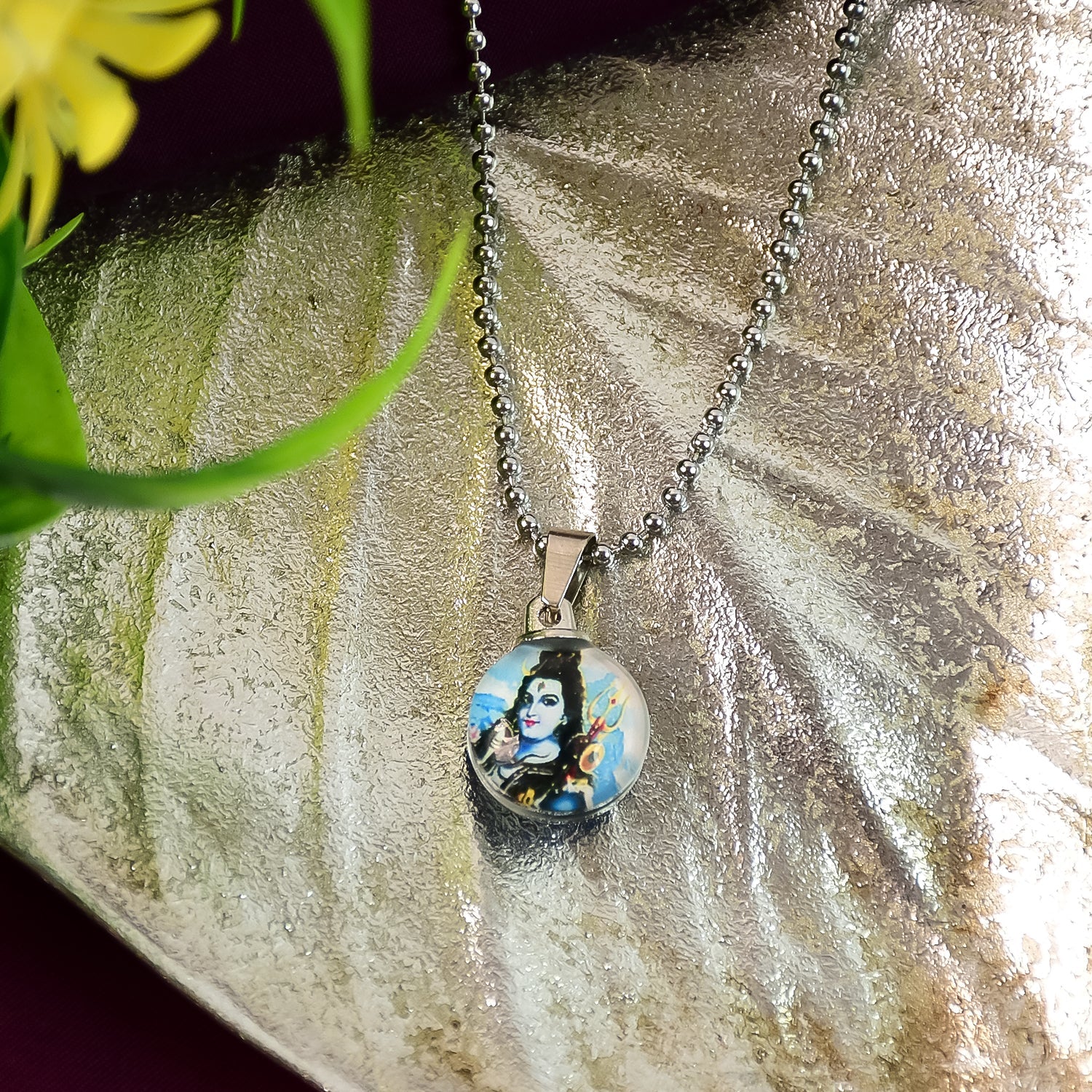 Evil Eye Necklace – Protection, Luck & Stylish Spiritual Jewelry